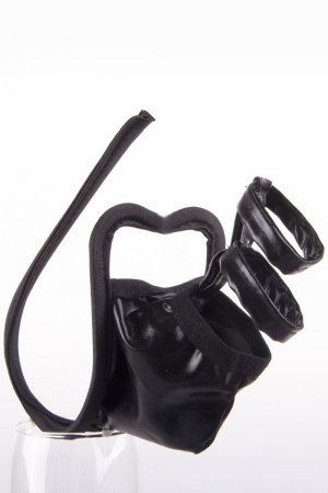 Wired Black C string for man